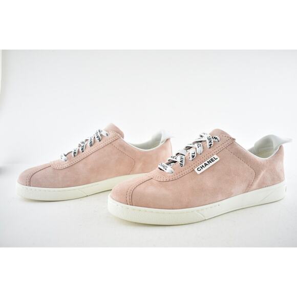 Chanel 20S Weekender Pink Suede CC Logo Laces Low Top Flat Runner Sneaker 42 - Picture 9 of 12